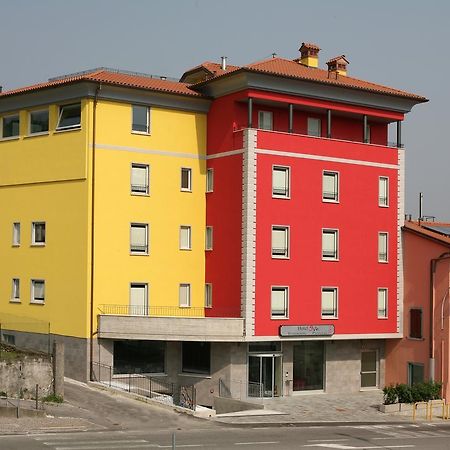 Hotel 5 Vie Almenno San Salvatore المظهر الخارجي الصورة