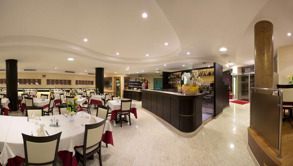 Hotel 5 Vie Almenno San Salvatore المظهر الخارجي الصورة