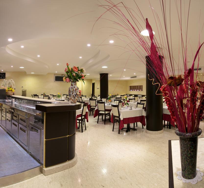 Hotel 5 Vie Almenno San Salvatore المظهر الخارجي الصورة